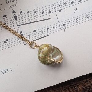 Vintage Gold and Green Shell Pendant Necklace